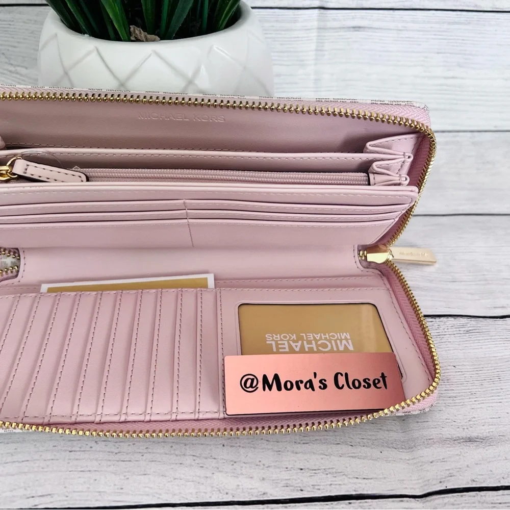 🦋Michael Kors Wallet - Picture 5 of 8